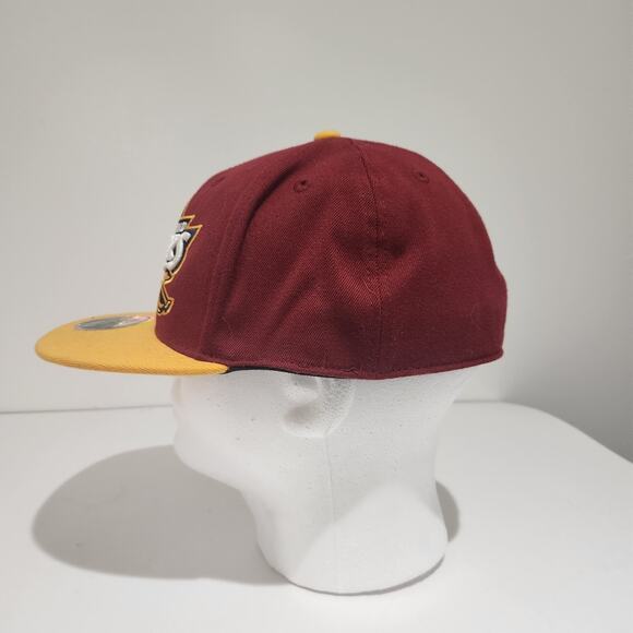 Cleveland Cavaliers Wine and Gold Fitted Adidas Hat size 7 1/4 to 7 5/8 - Picture 2 of 7